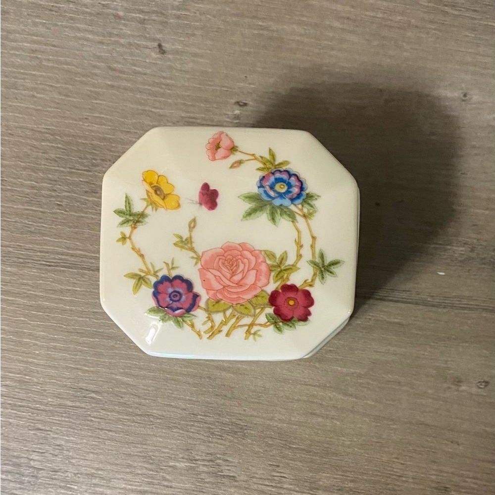 Vintage Takahashi East Wind ceramic trinket box - Excellent Condition - Picture 3 of 7